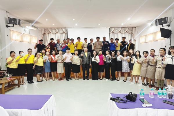 นำร่องเป็นที่แรกในประเทศไทย กลุ่มบุคลากรทางการศึกษาในเครือข่ายพันธมิตรสนับสนุนโรงเรียนคาร์บอนต่ำ และส่งเสริมกิจกรรม Carbon Credit ให้กับชุมชน 